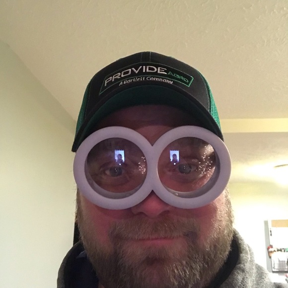 Meet your Posher, Scott - Picture 1 of 1